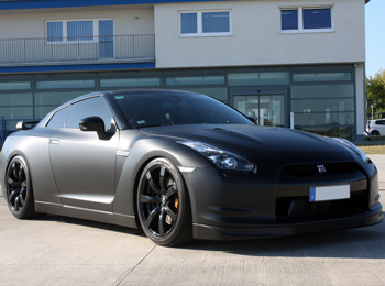 Nissan GT-R